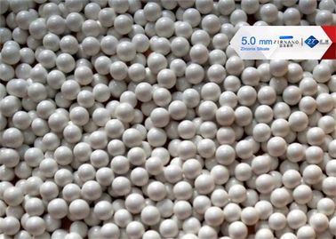 Alte palle di media della macinazione di durezza, perle della macinazione di biossido di zirconio di 4 - 10 millimetri 