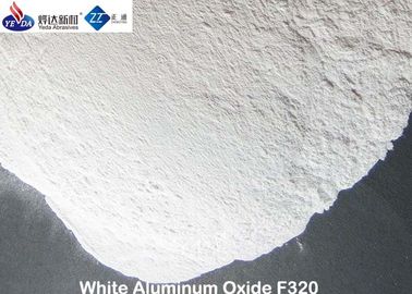 I forti media bianchi dell'ossido di alluminio della forza di taglio che lucidano la polvere 3,95 G/Cm3 allineano la gravità