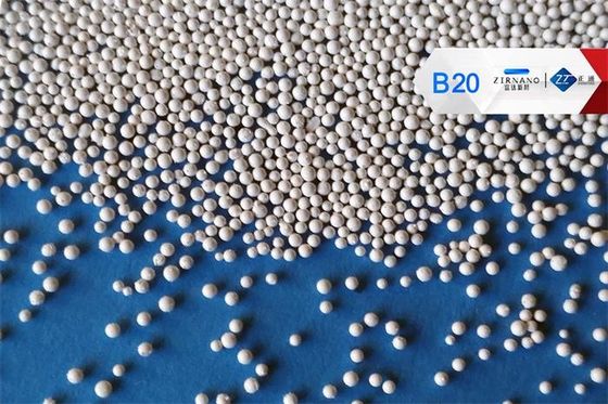 ZrO2 60-65% Ceramic Bead Blasting Density 3.85 G / Cm3 High Toughness Consistent Surface Finishes