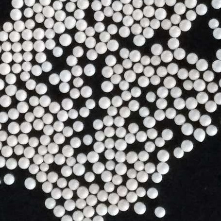 Il silicato di zirconio ZrSiO4 borda il millimetro sfericità di dimensione di media 2,7 - 3,2 di buona